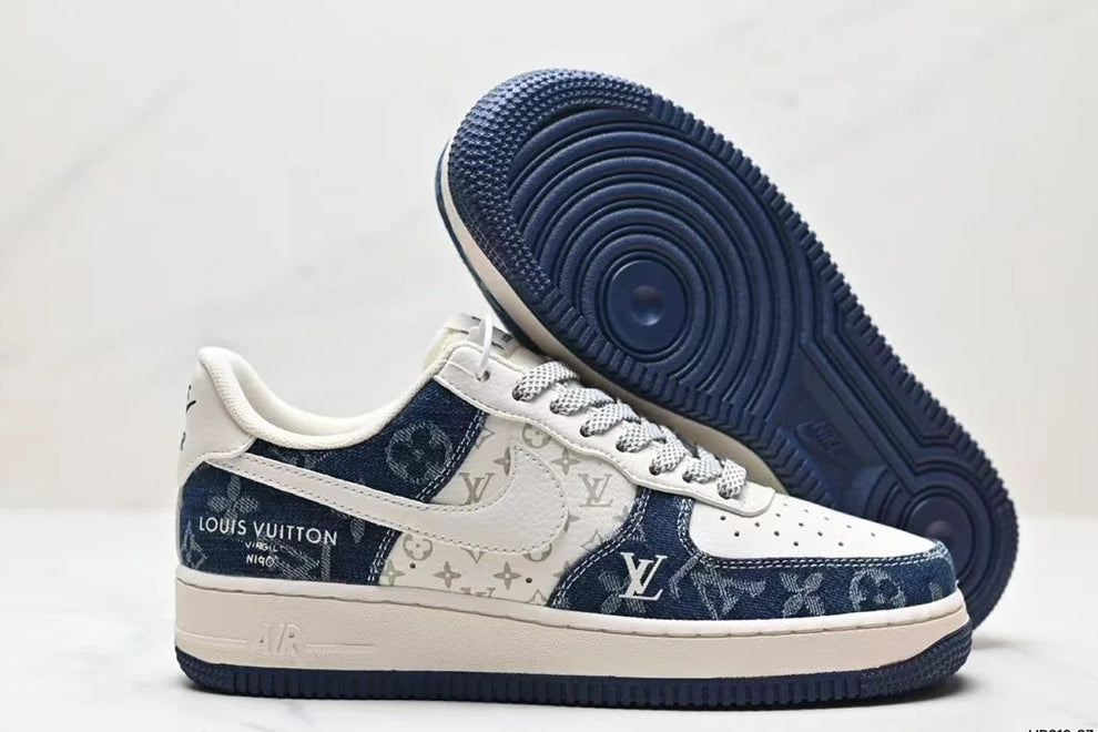 NIKE AIR FORCE - alt view